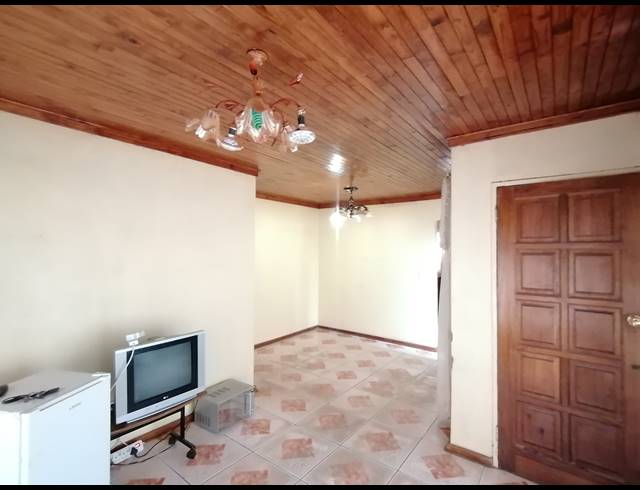 3 BEDROOM FREESTANDING SOLD IN KANANA